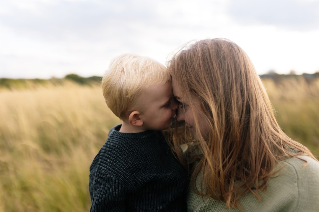 You are currently viewing Allaitement ou biberon : comment faire le bon choix pour votre bébé ?