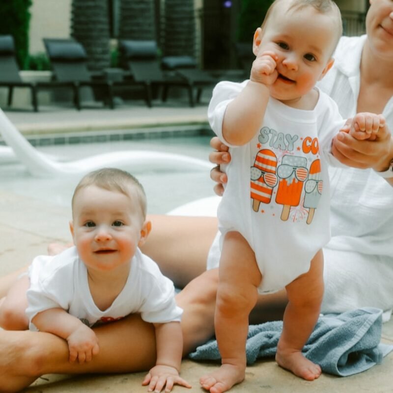 Bébé à la piscine : à quel âge et comment bien se préparer